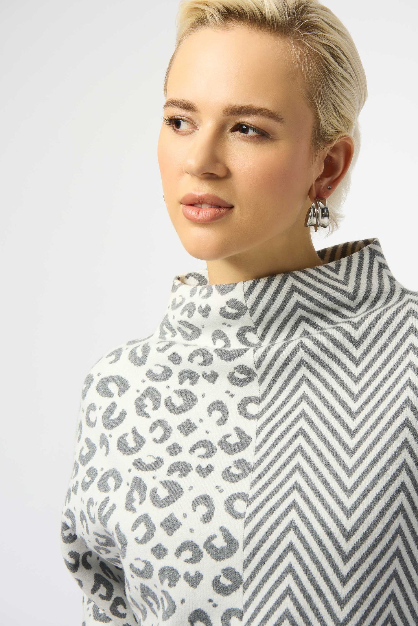 Jacquard Knit Mixed Print Boxy Sweater | Vanilla/Grey