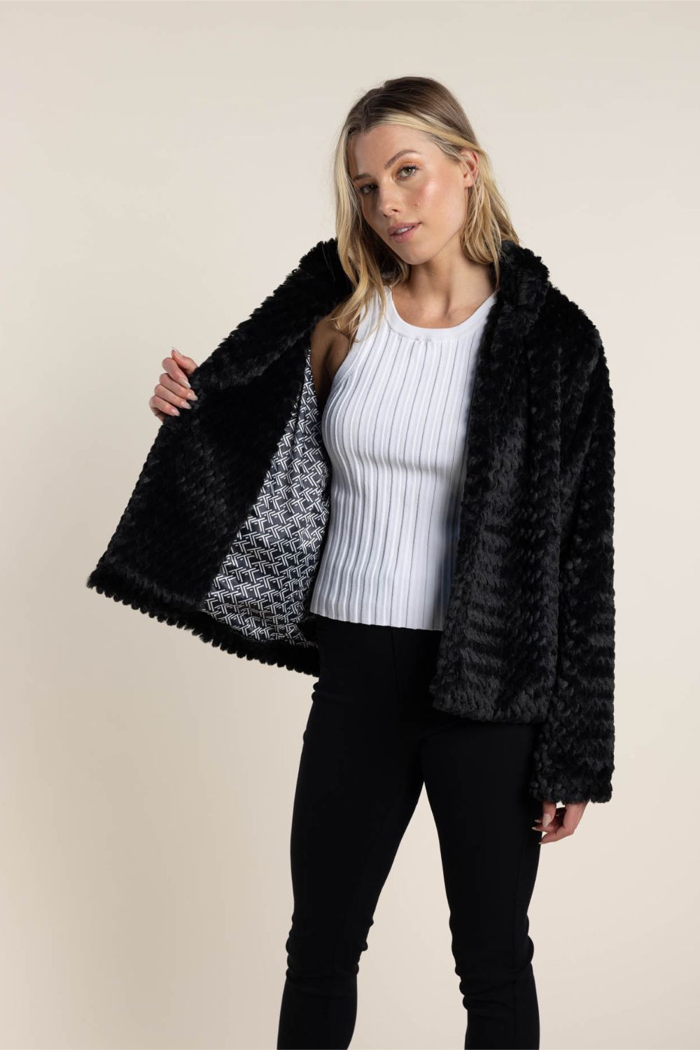 Texture Fur JKT | Black_Shop12