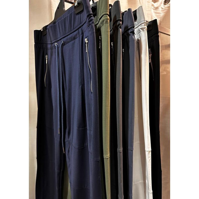 JOHNBY Jogger | Black, Navy, Camo, Charcoal, Denim, White-New London Jeans-Shop 12 Bendigo
