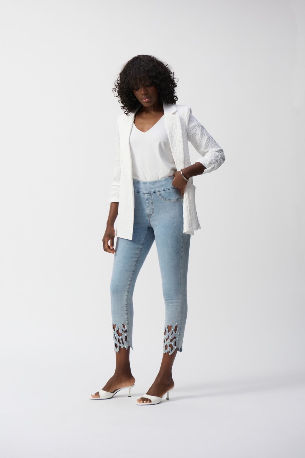 Joseph Ribkoff Slim Fit Pull-On Jeans | Light Blue Denim_Shop 12