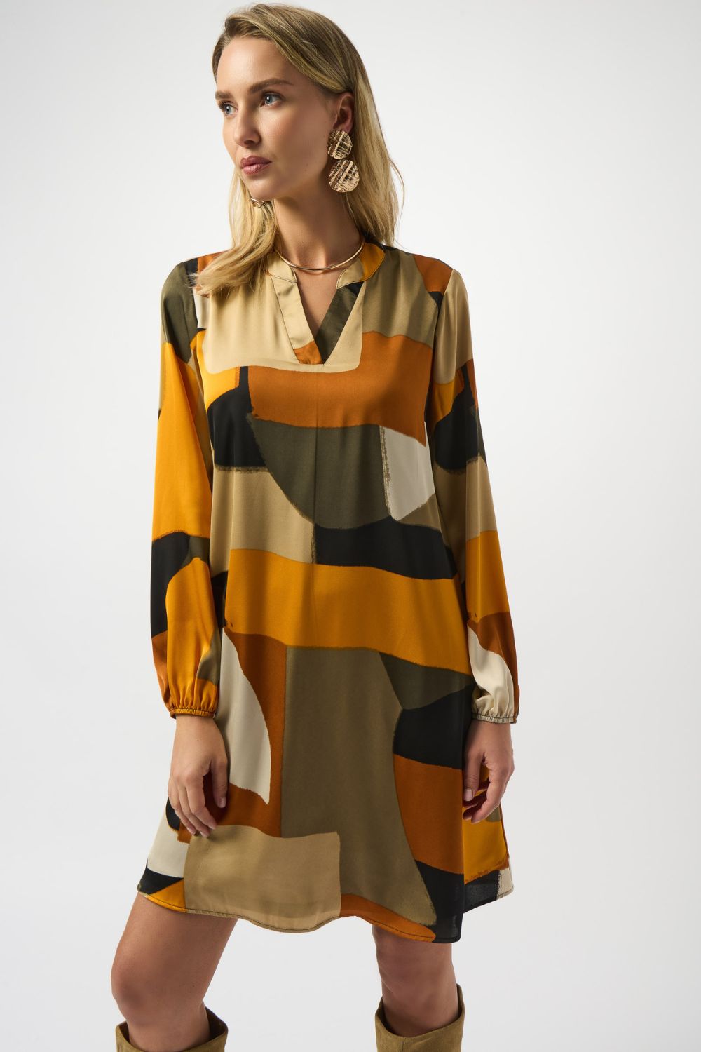 Abstract Print Trapeze Dress | Black/Multi