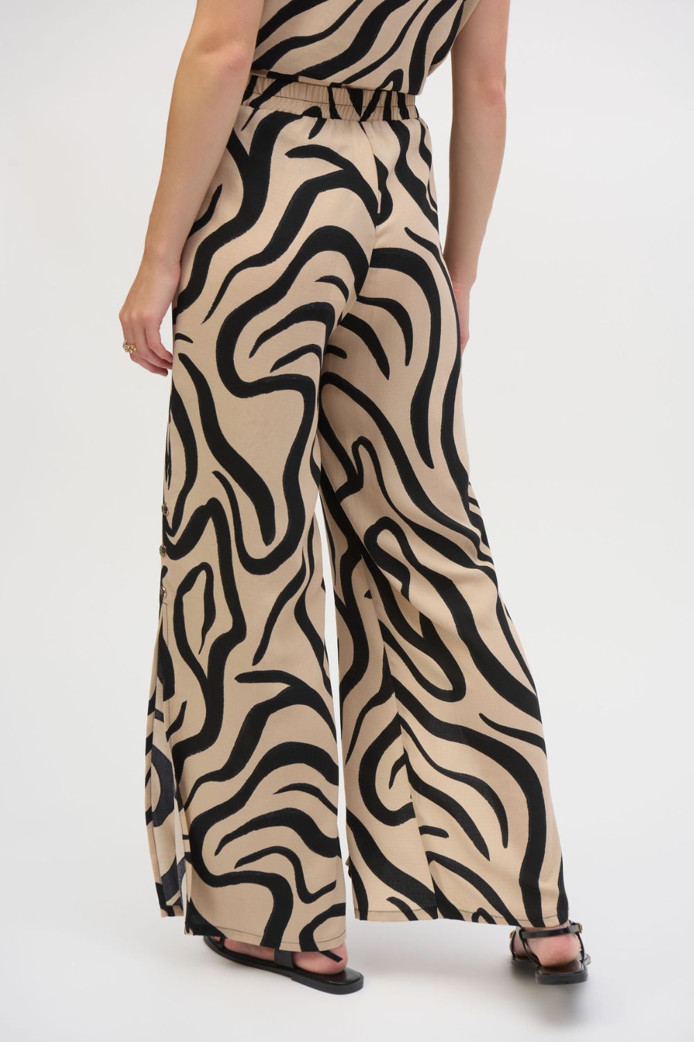 Gauze Abstract Print Wide Leg Pants | Beige/Black