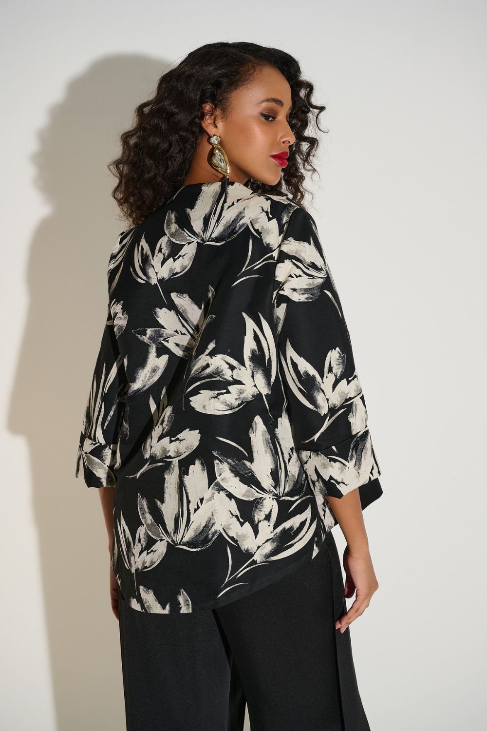 Print Jacquard Floral Print Swing Jacket | Black/Off-White