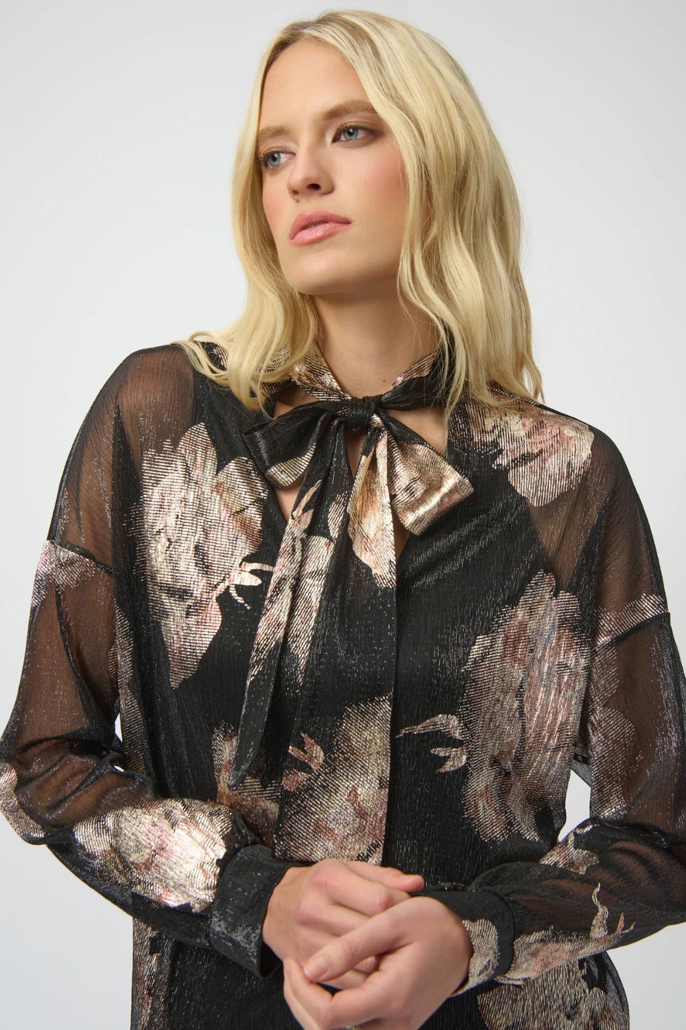 Plissé Knit Foiled Floral Top | Black/Multi
