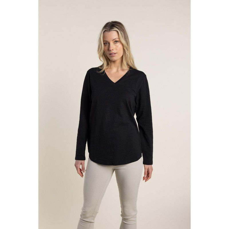 Two T's L/S Vee Neck Tee | Black_Shop 12