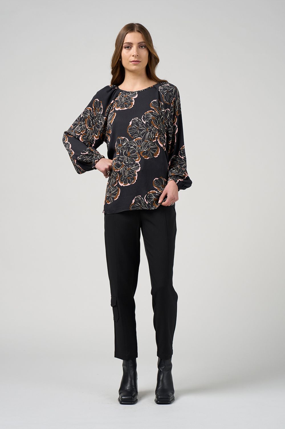 Wood Rose Top | Black Multi