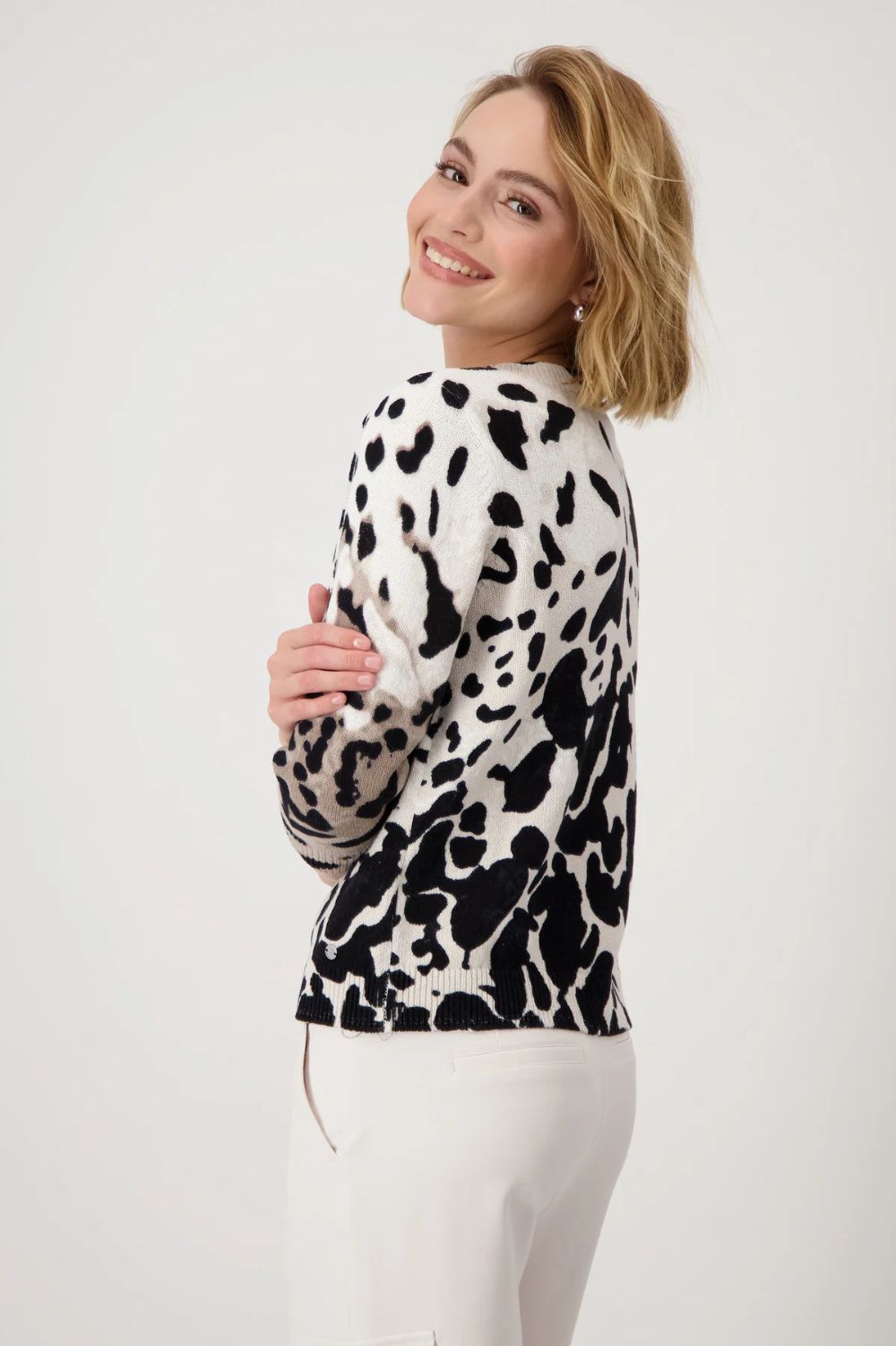 Knitted Jumper | Creamy Leopard Pattern