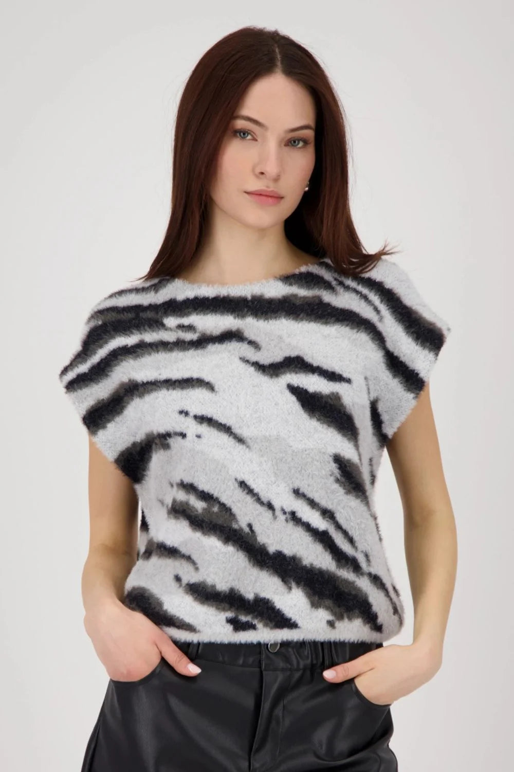Tiger Plush Vest | Ash Grey