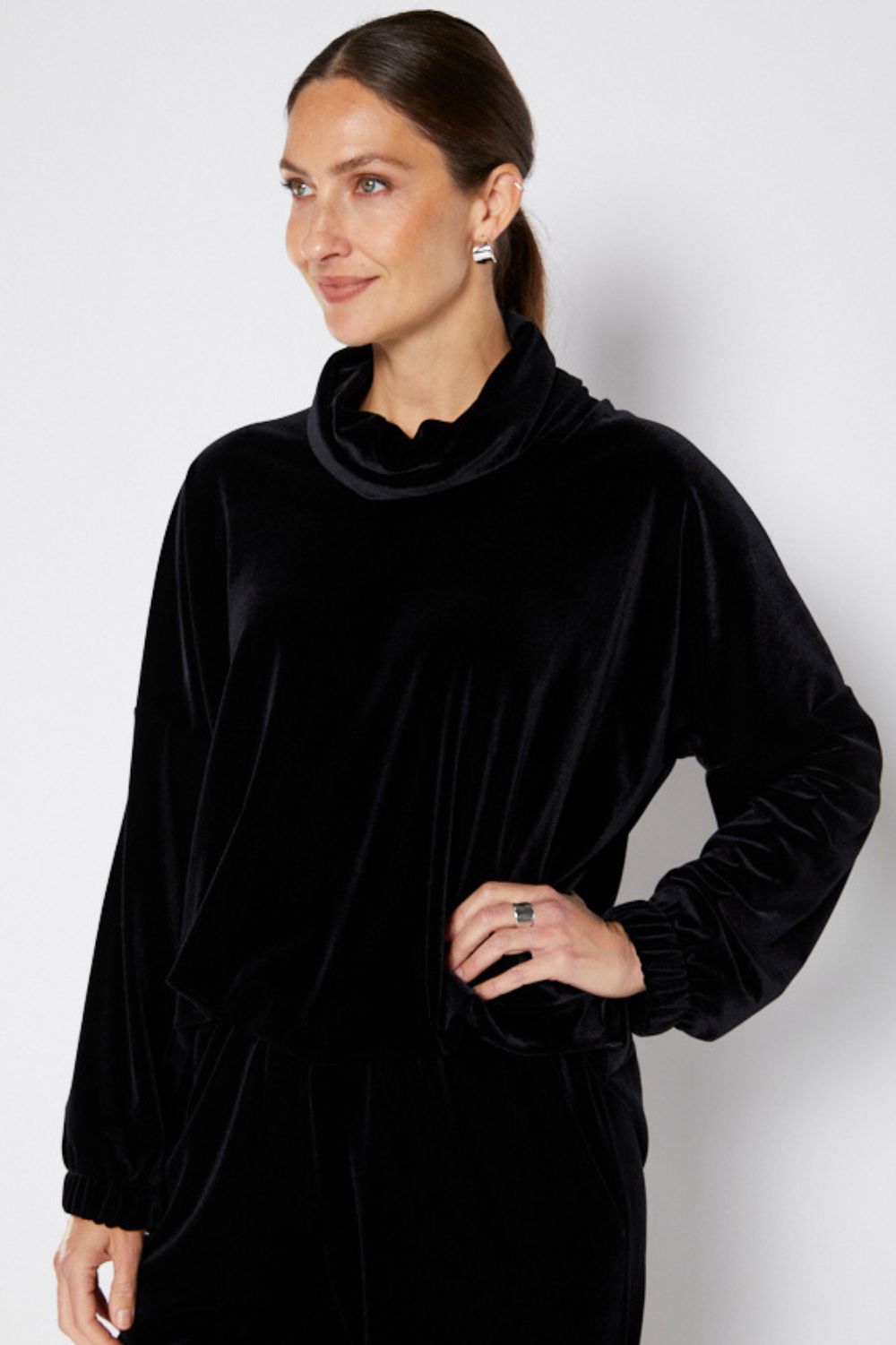 Willa Velvet Top | Black