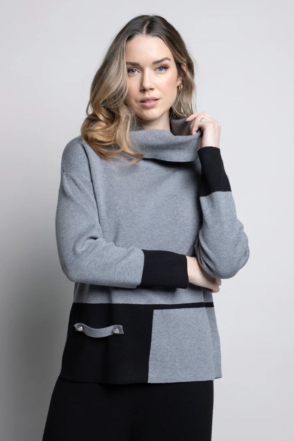 Cowl Neck Trim Top | Grey/Black