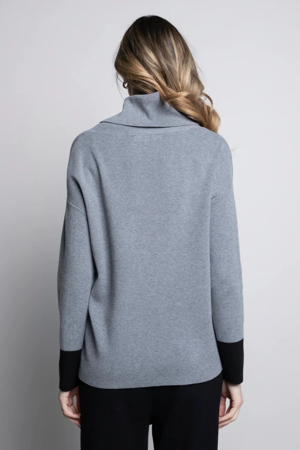 Cowl Neck Trim Top | Grey/Black