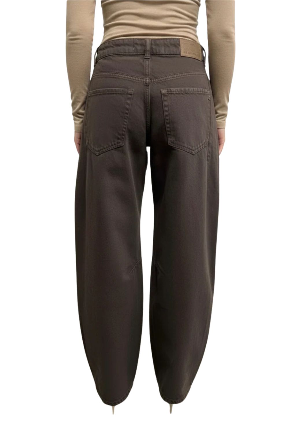 Clara Full length Balloon Jean | Chocolate Mocha