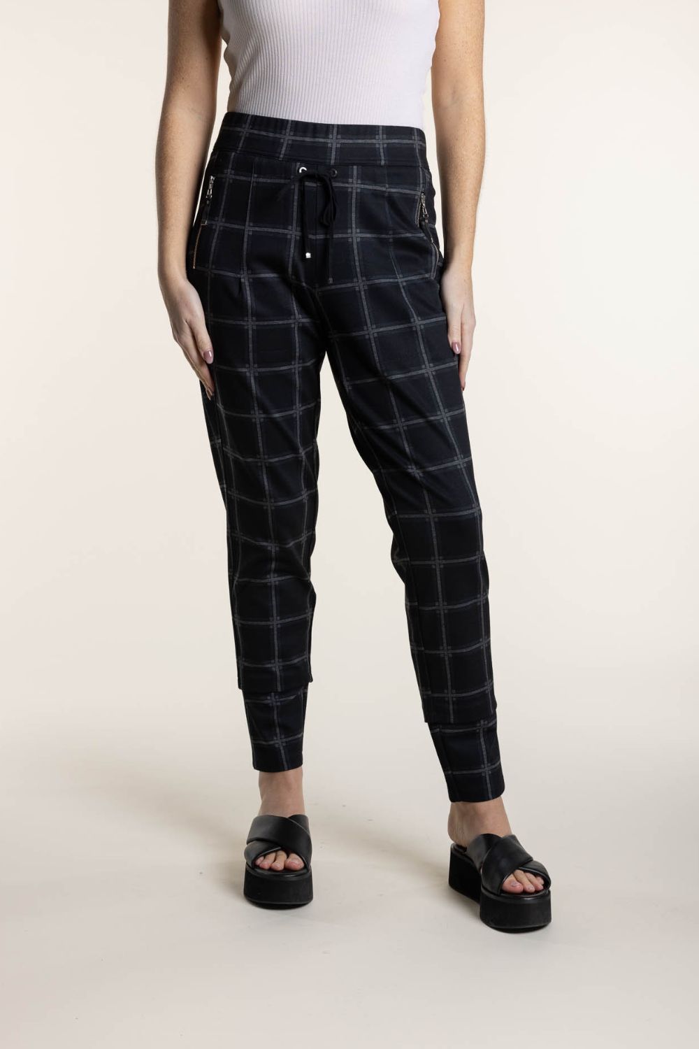 Two T's Check Ponte Pant | Large Check_Shop12