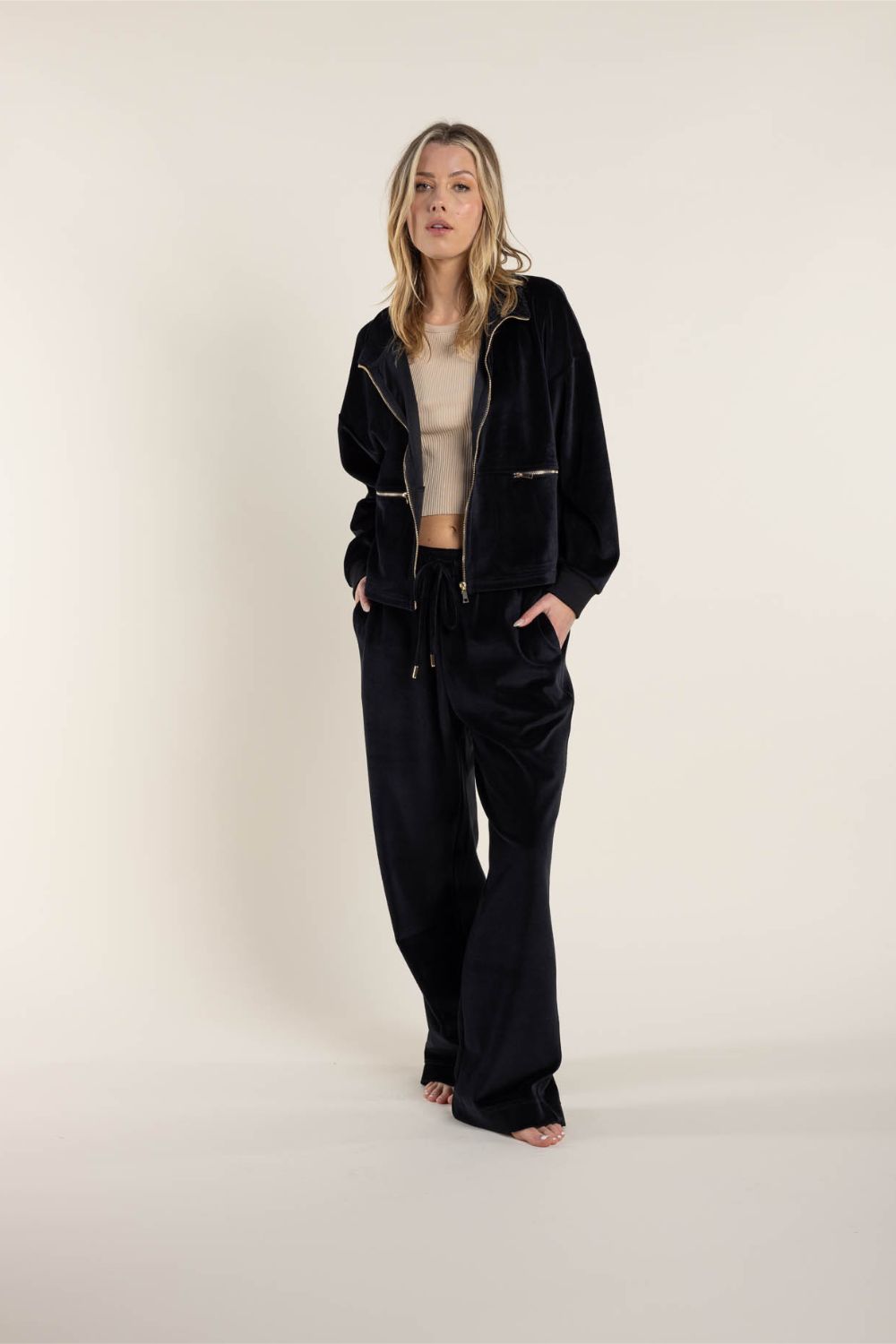Cropped Velour Jacket | Black_Shop12