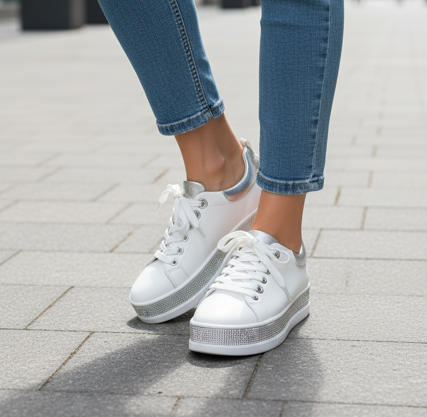 Lux Sneaker | White