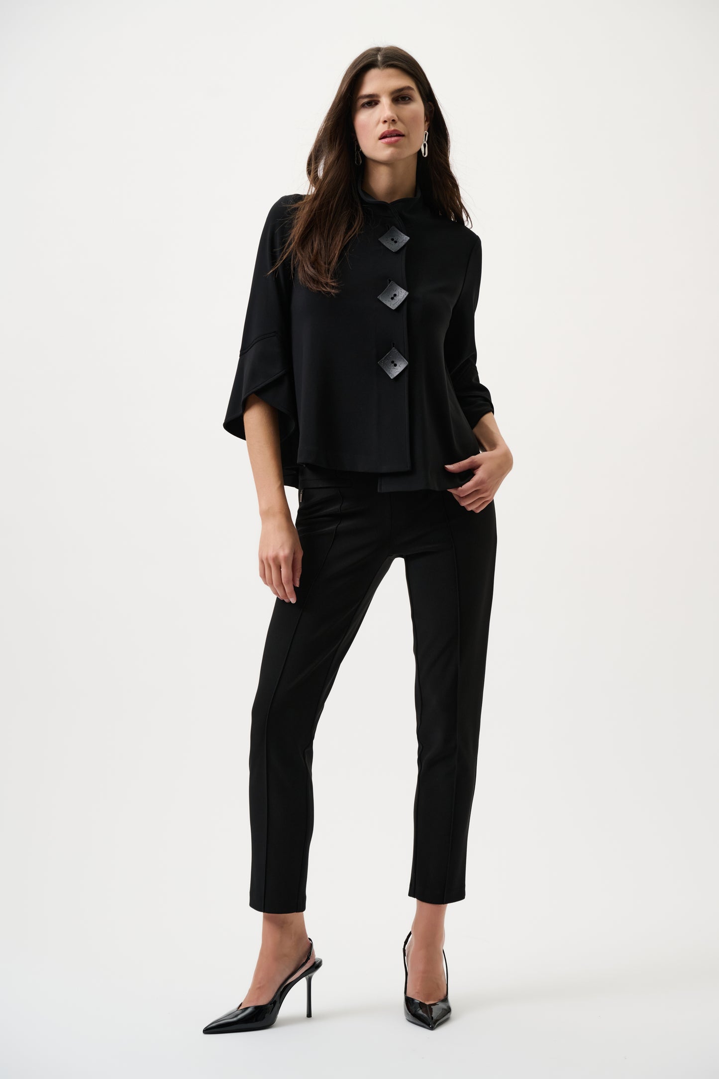 Classic Trapeze Swing Jacket | Black
