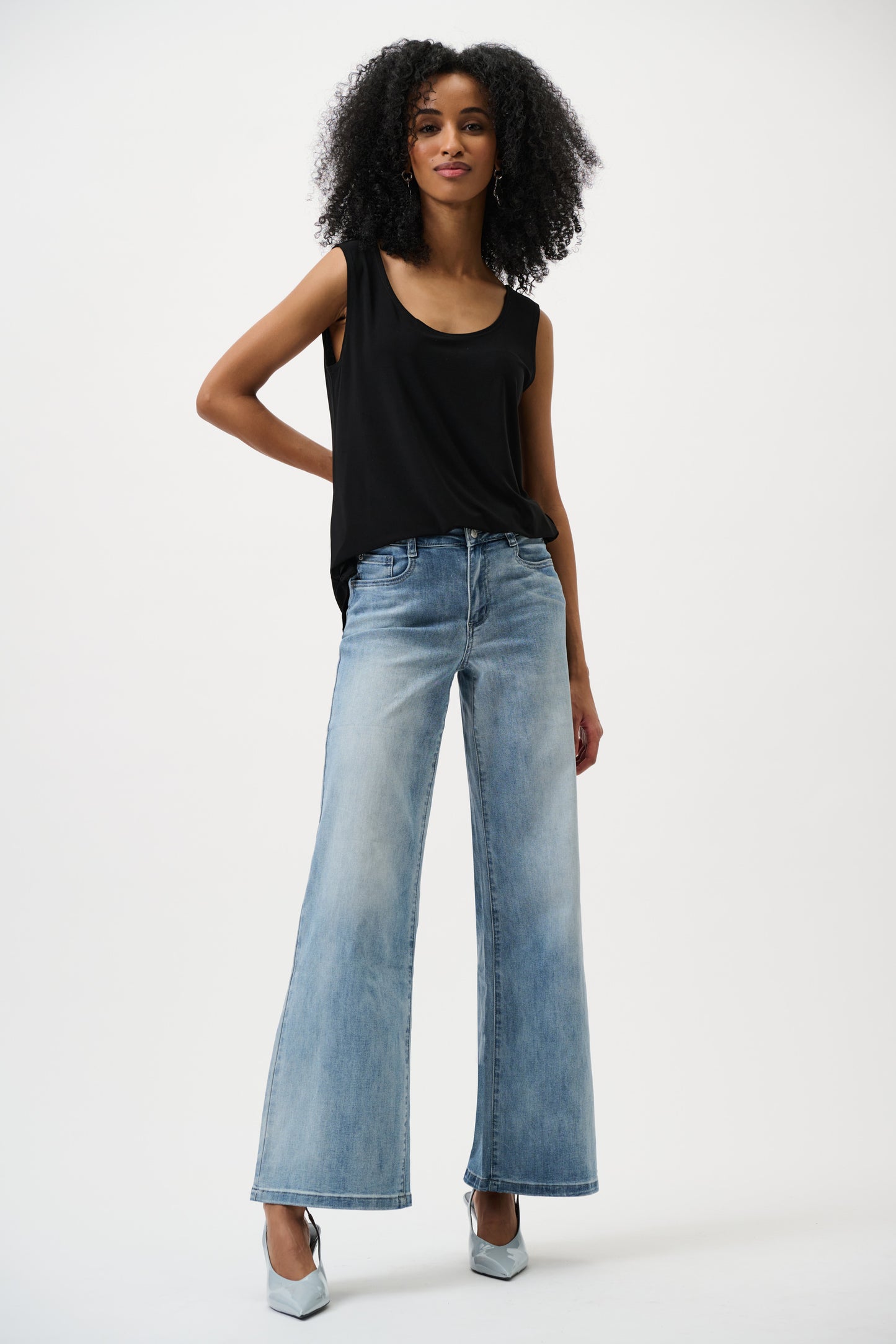 Silky Knit Scoop Neck Camisole | Black