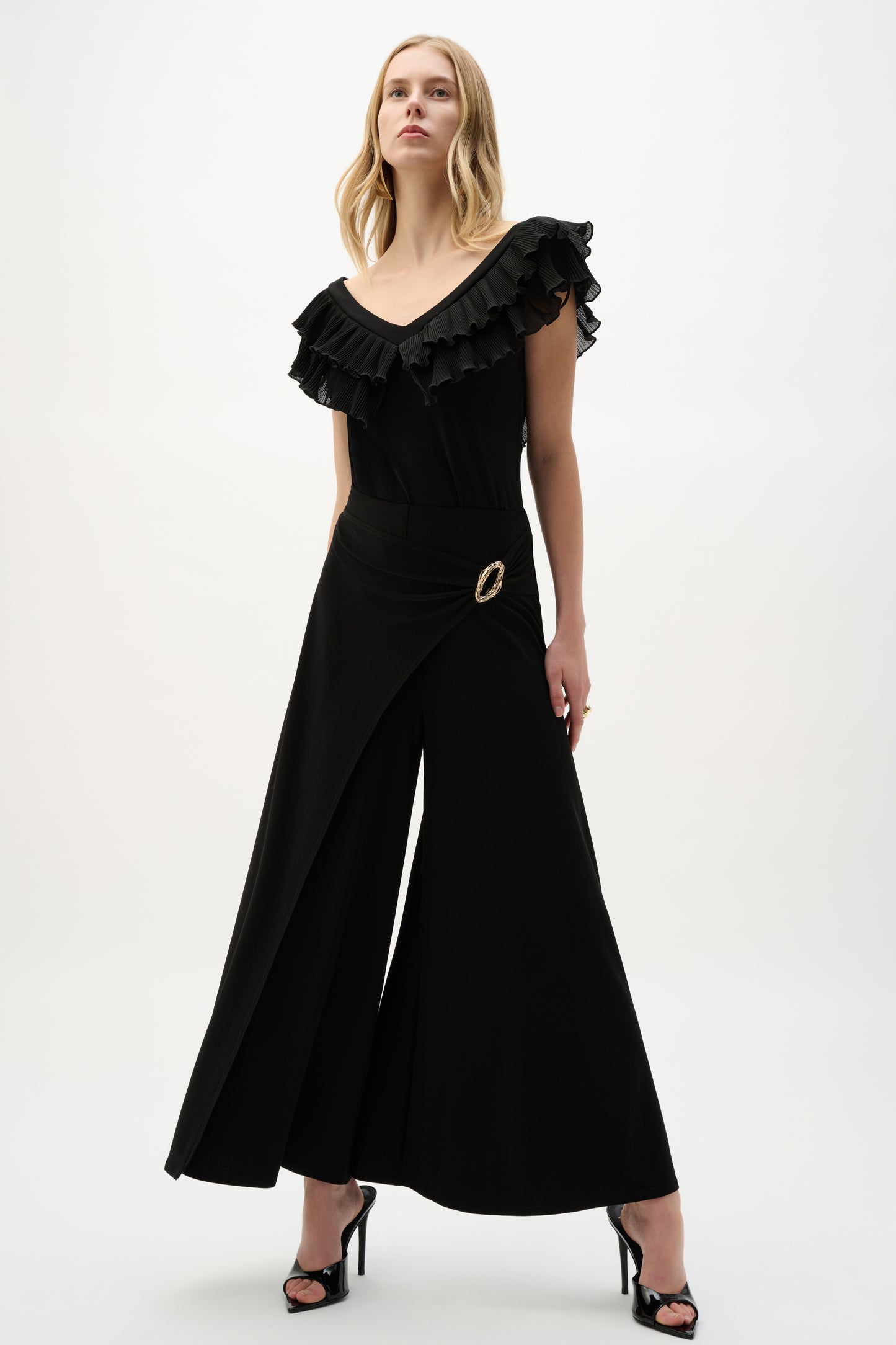 Silky Knit Culotte Pants With Buckle Detail | Black