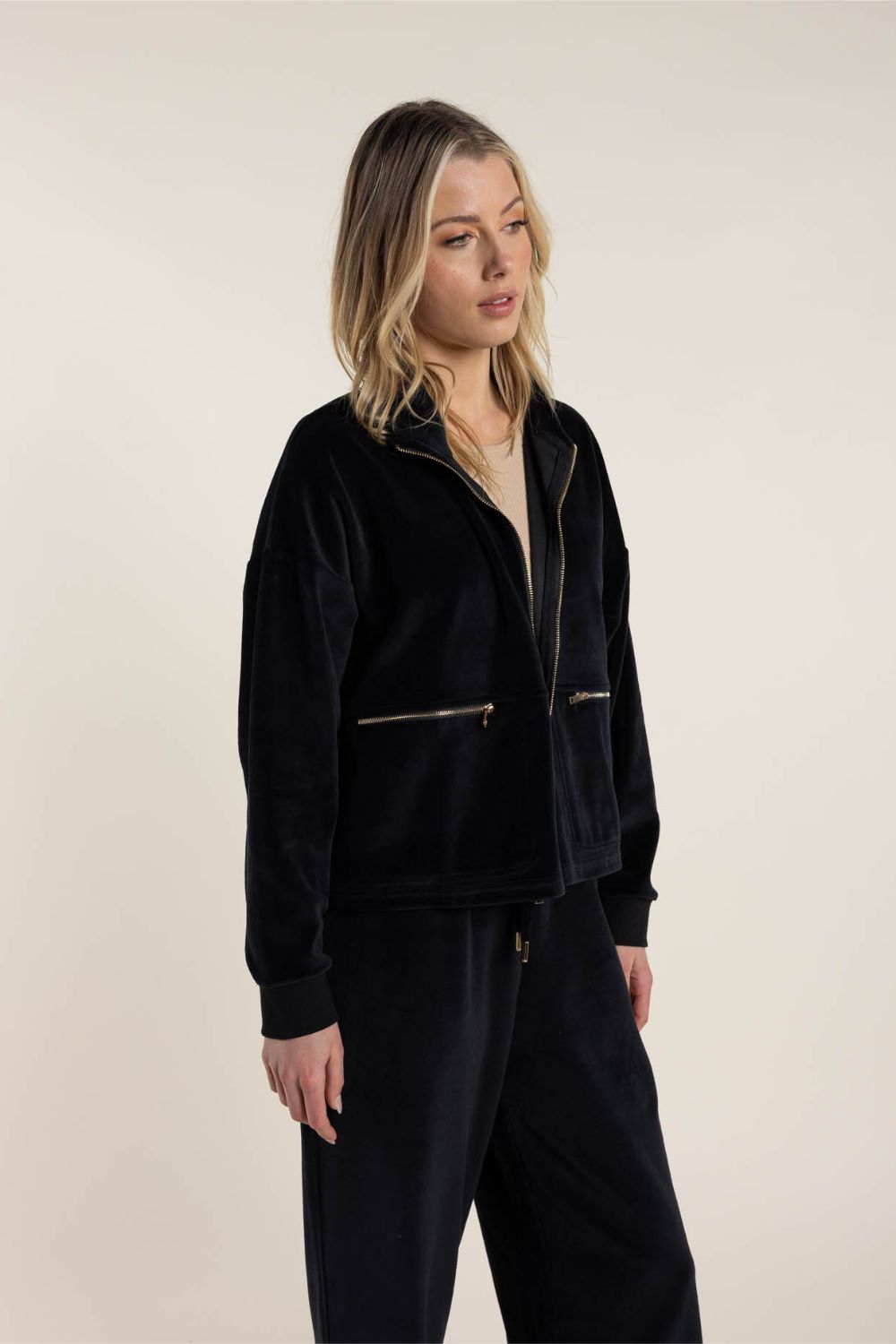 Cropped Velour Jacket | Black_Shop12
