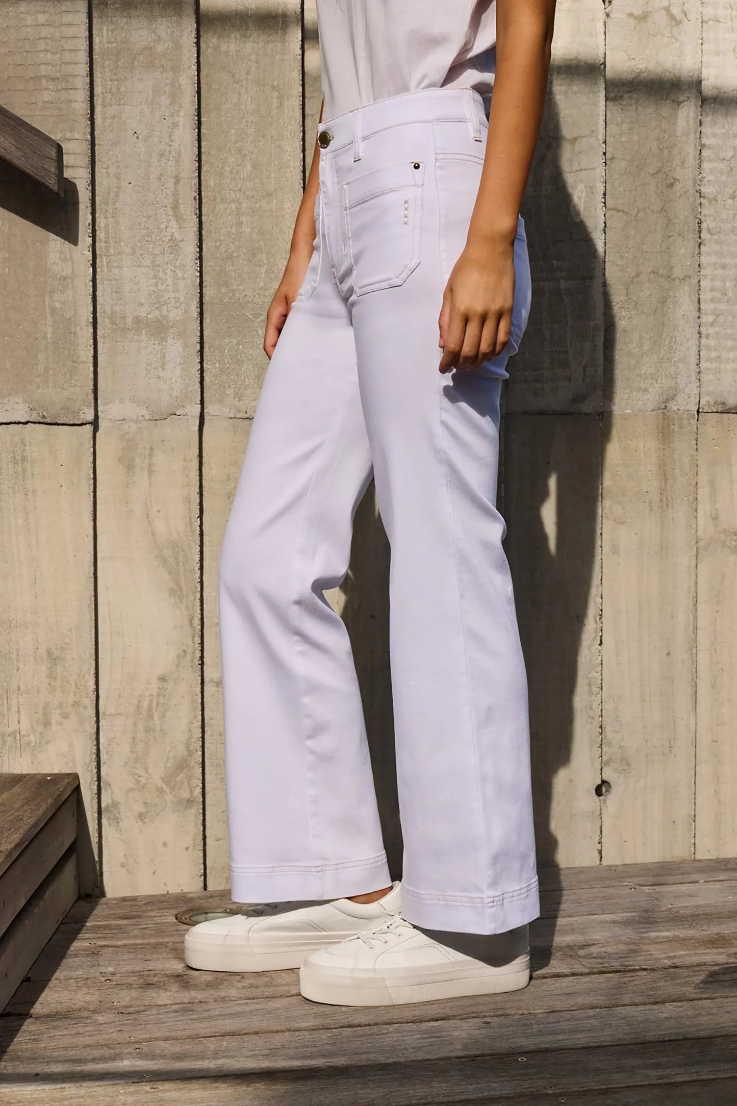 Chrome Jean | White