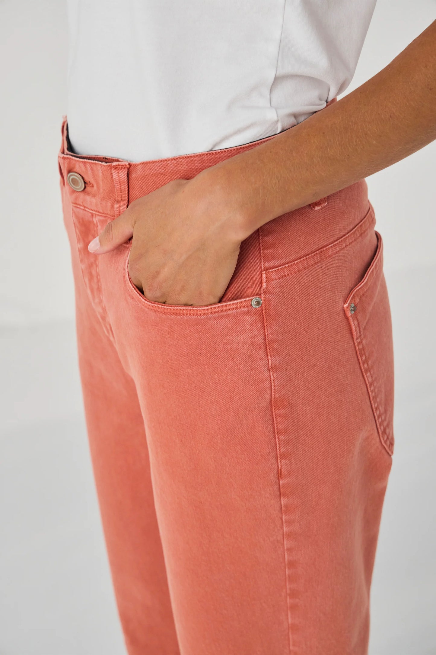 Avalon Jean | Amber