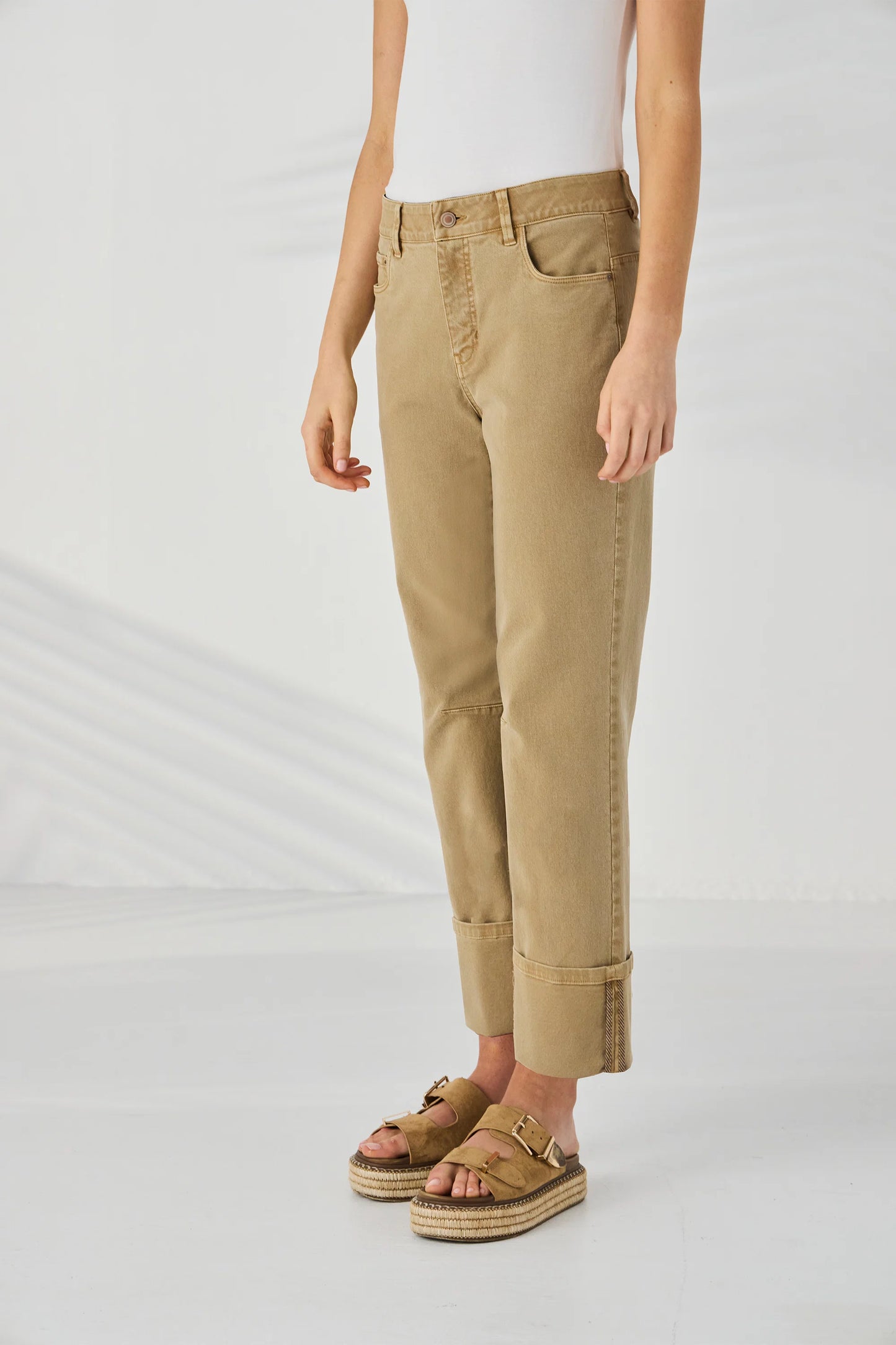 Avalon Jean | Walnut