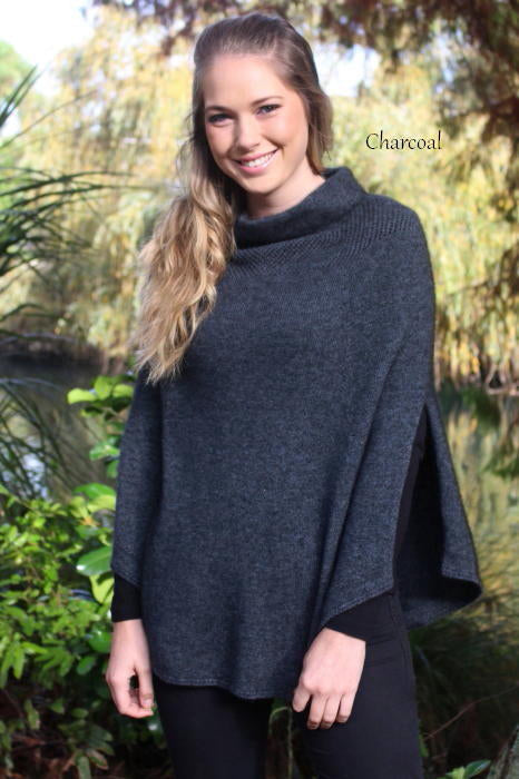 Jules Poncho | Charcoal