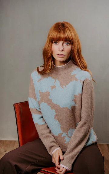 Flower Silhouette Jacquard Jumper | Cobblestone Aqua