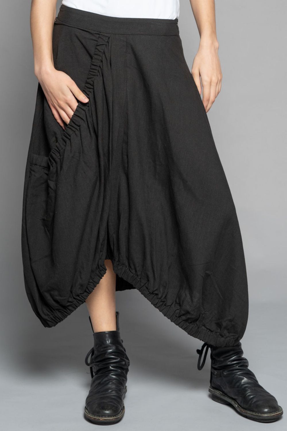 Shuffle Elastic Skirt | Black