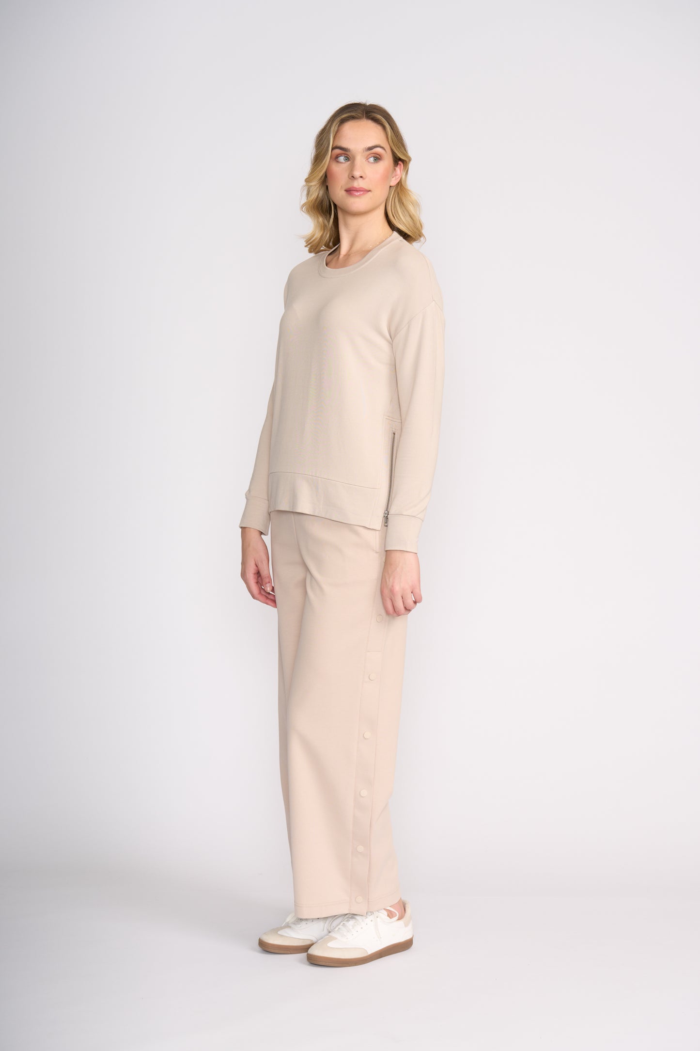 Smooth Talker Sweater | Linen
