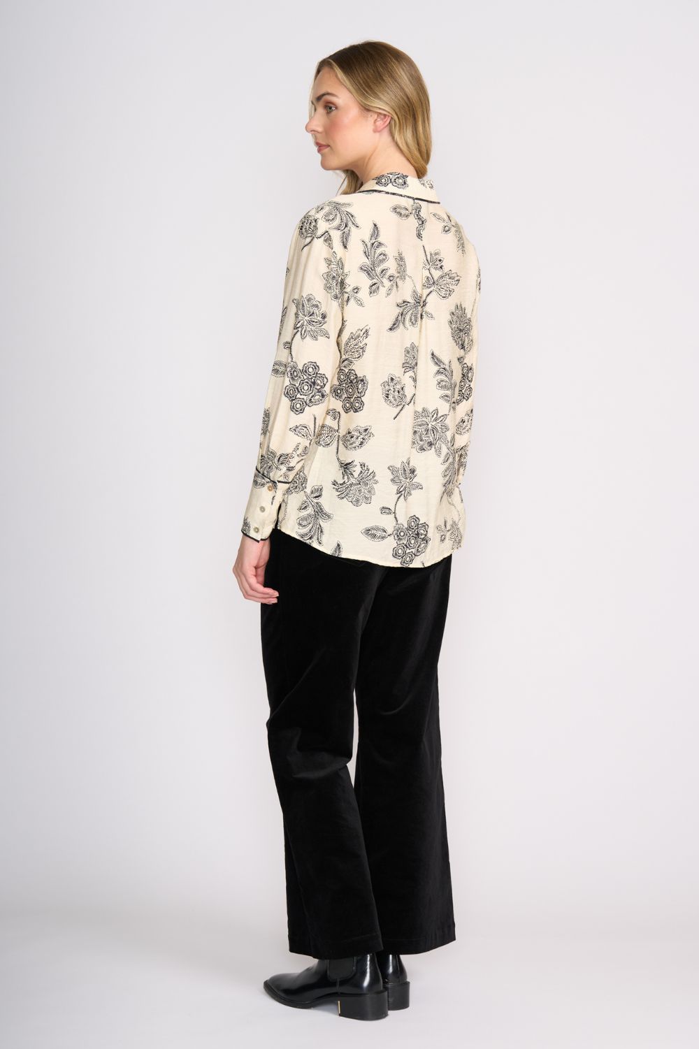 Thread Tales Shirt | Ivory Folklore