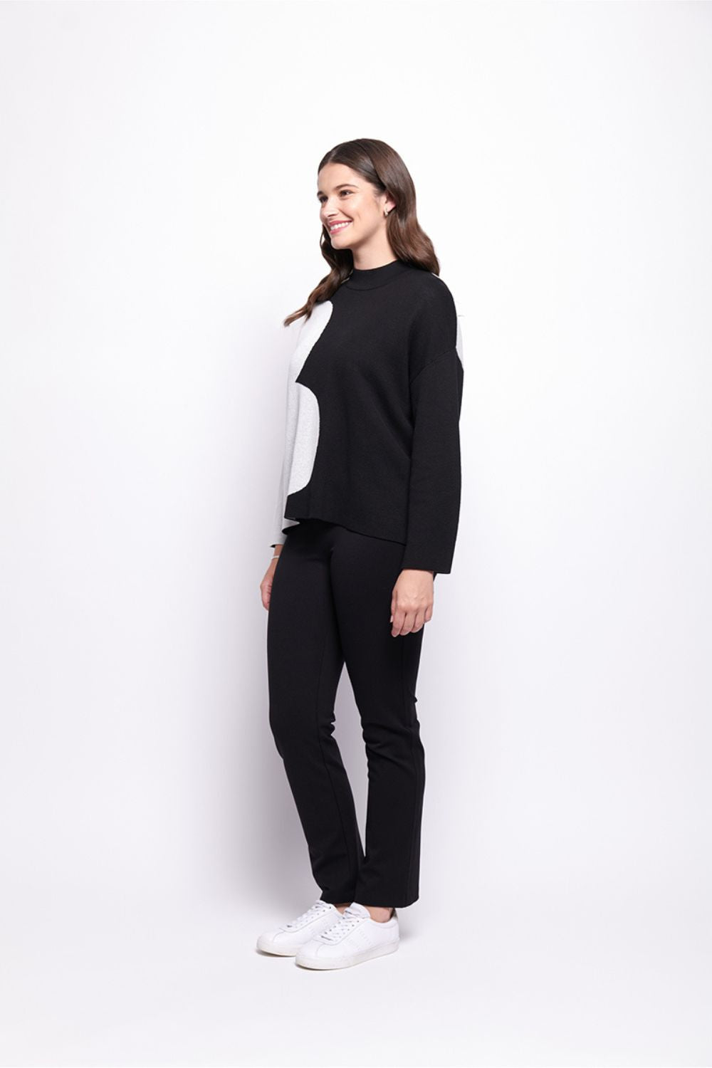 Zip Code Sweater | Mono Flower