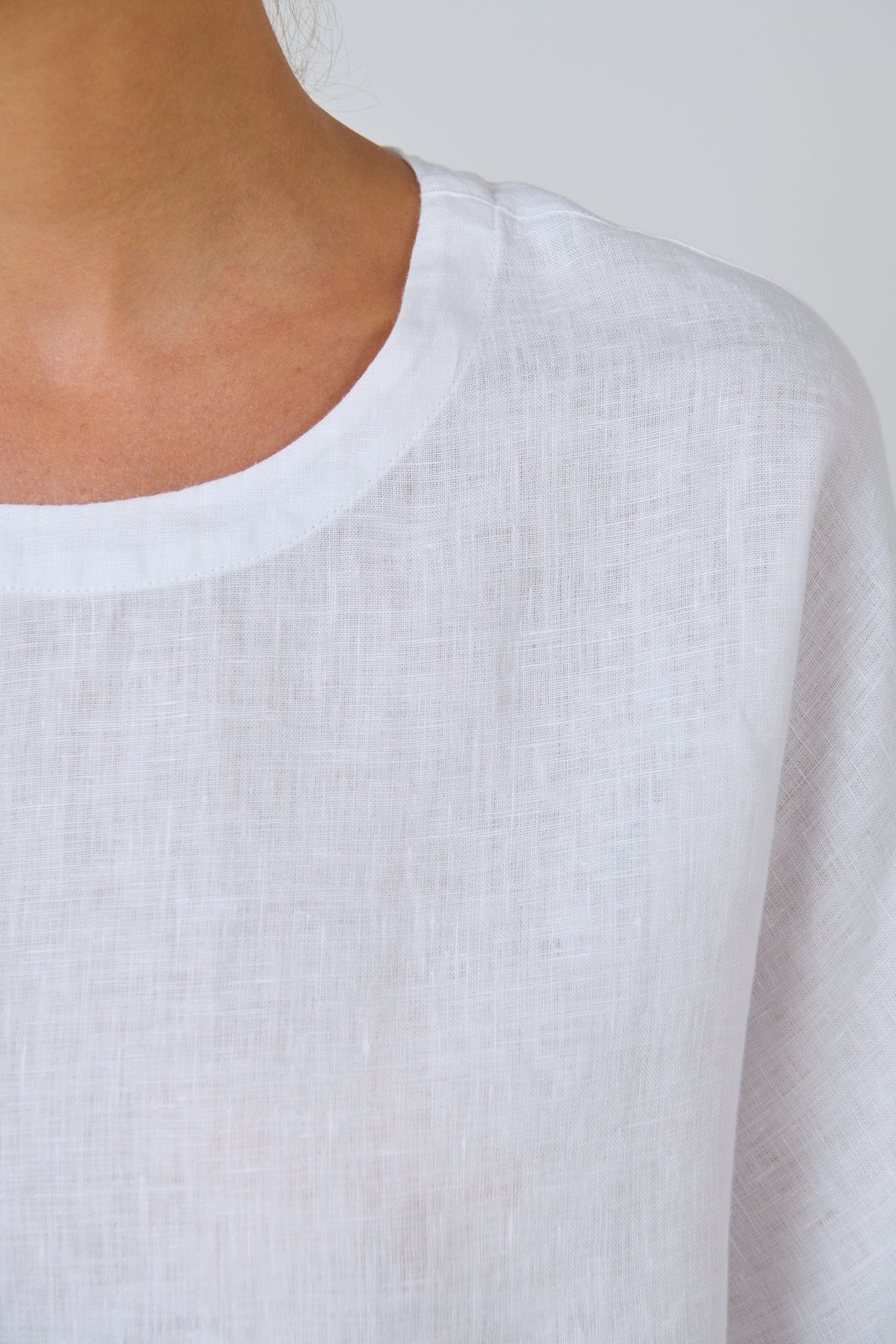 Linen Top | White