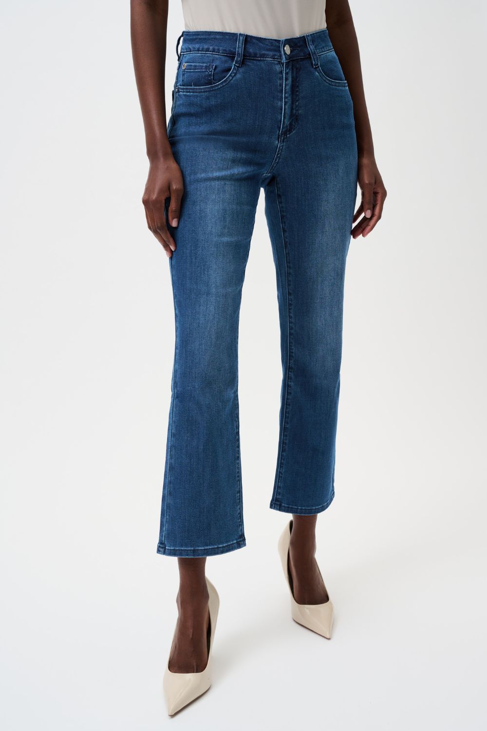 Margot Classic Straight Leg Jeans | Mid Blue
