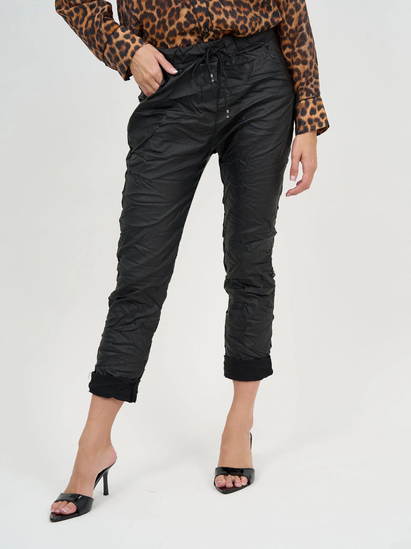Coated Pocket Pant. |. Black