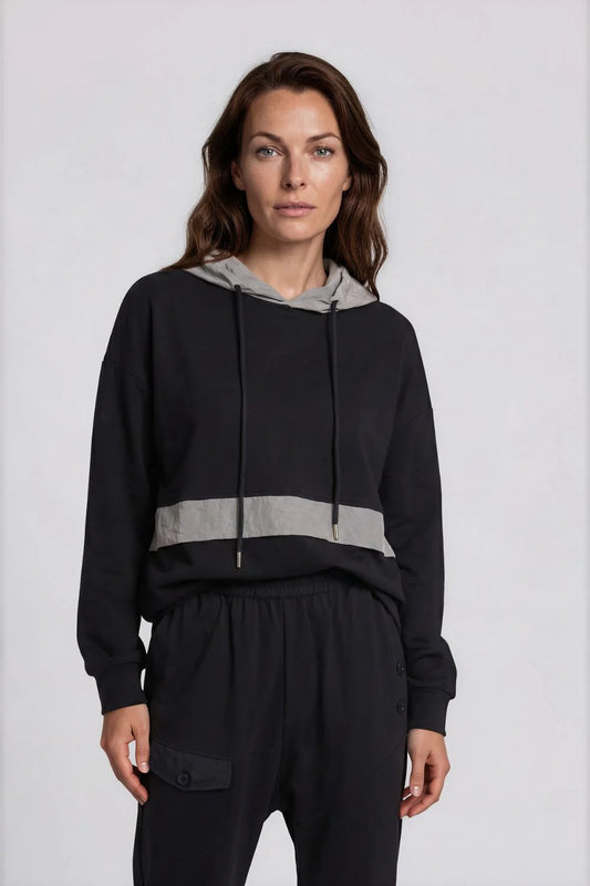 LYL Hooded Tracking Sweater | Black