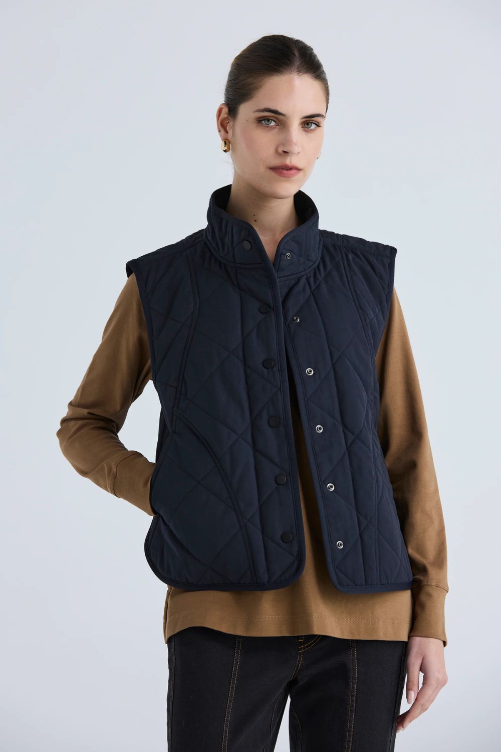 Bolt Vest | Ink