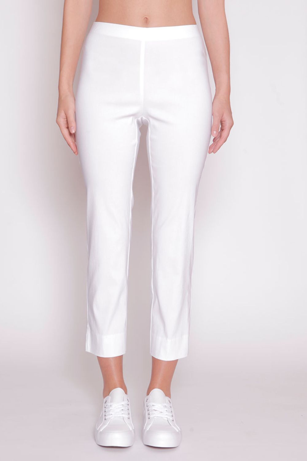 M.E.L. Chaucer 3/4 Legging | White