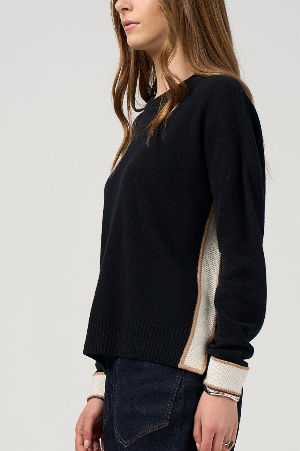 College Sweater | Black White