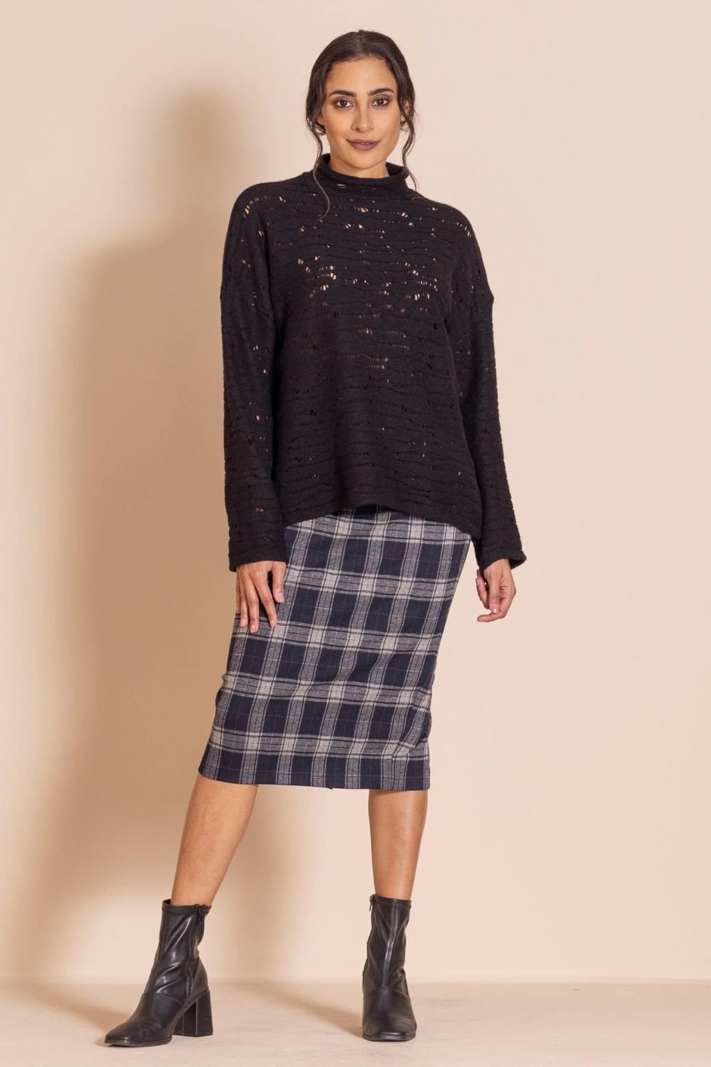 Bark Box Jumper | Black