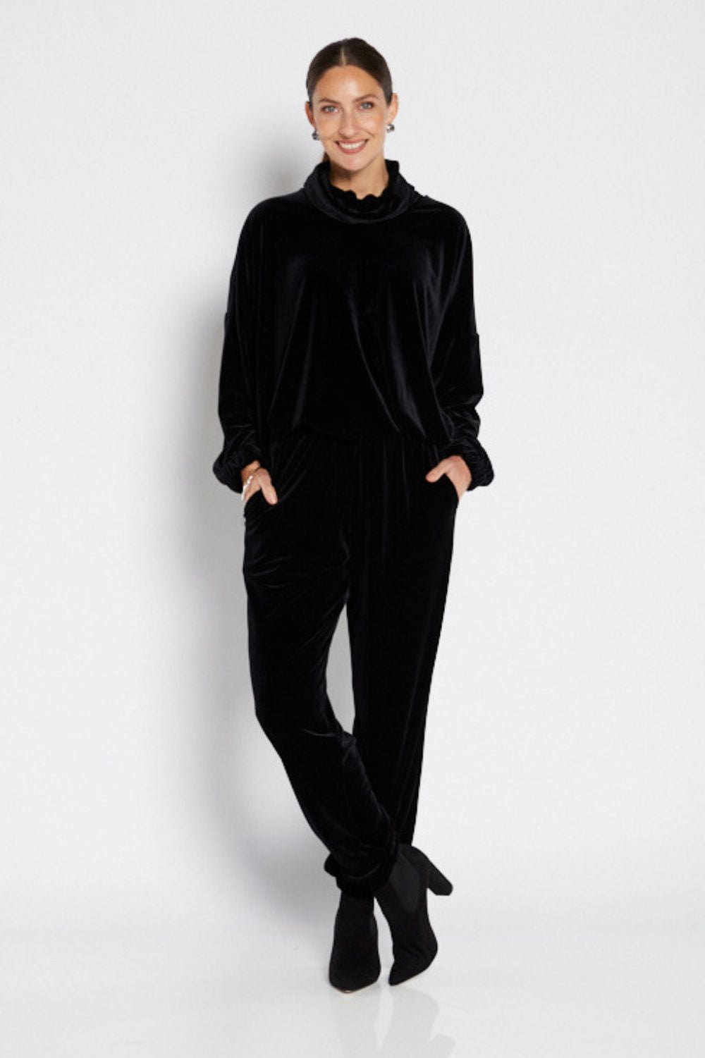 Willa Velvet Top | Black