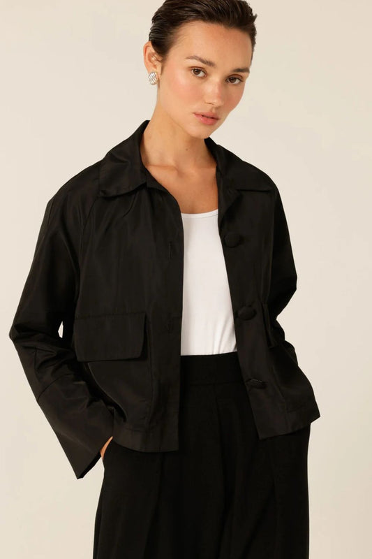 Button-Up Crop Jacket | Black