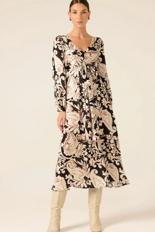 Charming Courtyard Dress | Black Cream Paisley