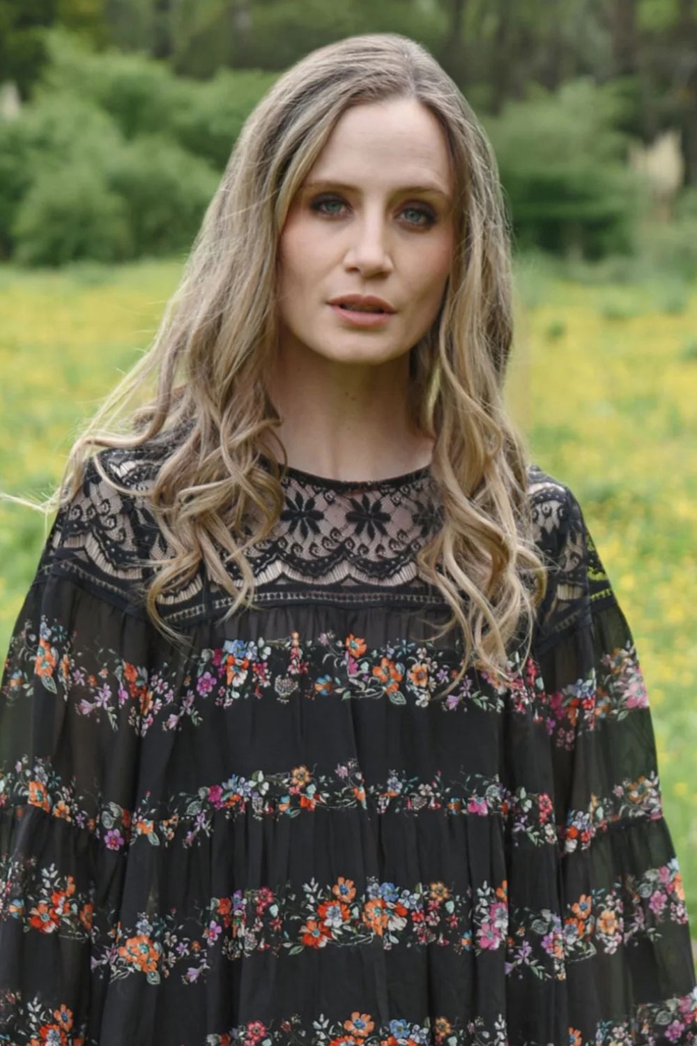 Amazing Lace Blouse | Black