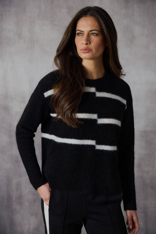 Peak Sweater | Black