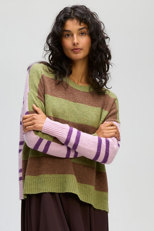Groove Stripe Crew | Olive