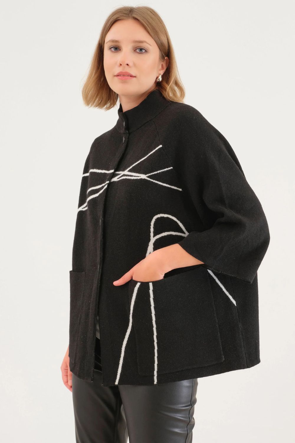 Monochrome Cardigan | Black/White