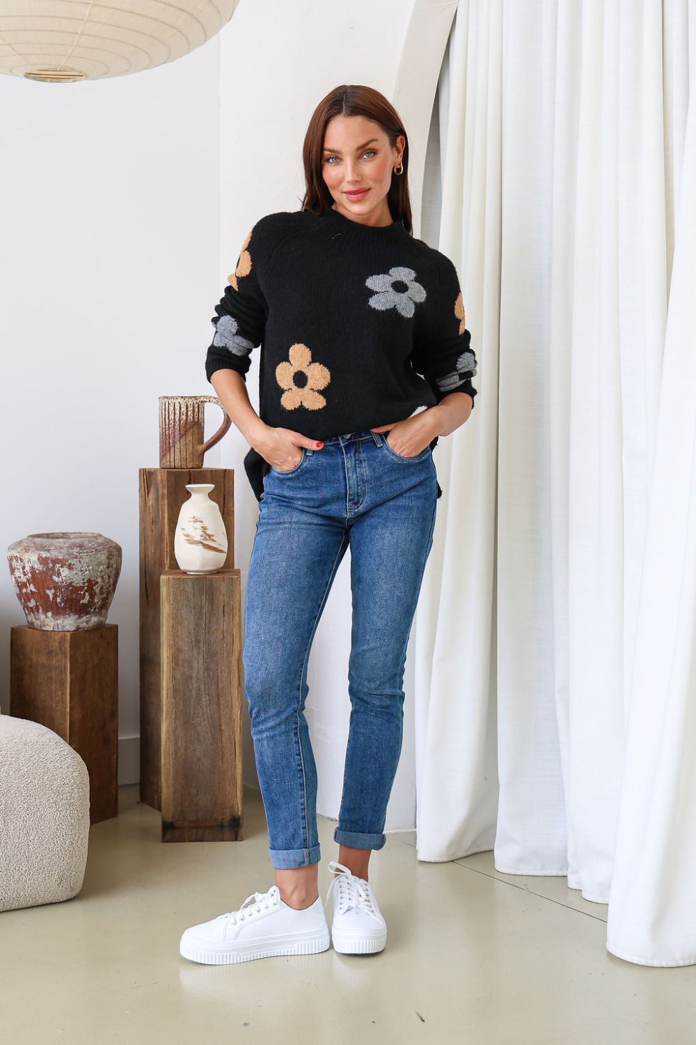 Woodstock Daisy Knit | Black