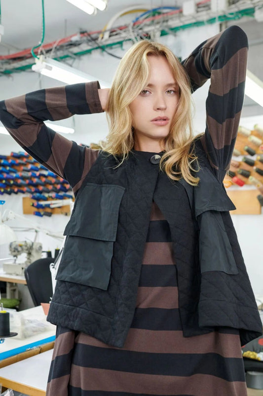 Urban Stow Vest | Black