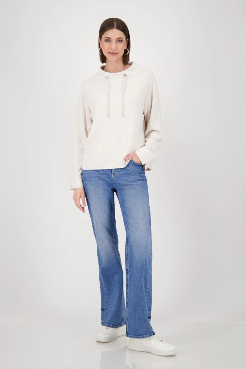 Stand Up Collar Sweatshirt | Oat Milk